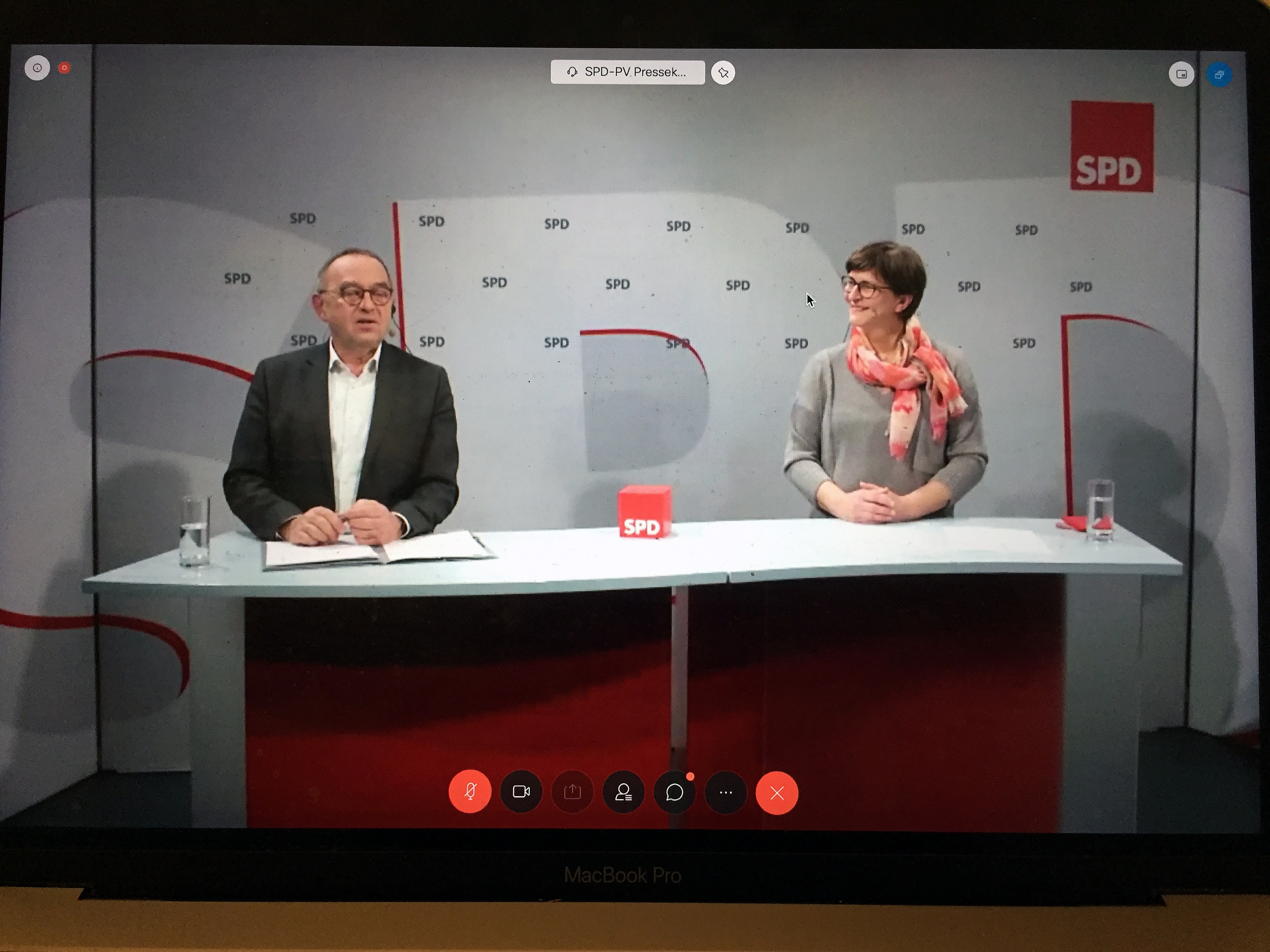 Fordern eine konsequente Umsetzung bestehender Corona-Maßnahmen: Die SPD-Vorsitzenden Saskia Esken und Norbert Walter-Borjans.