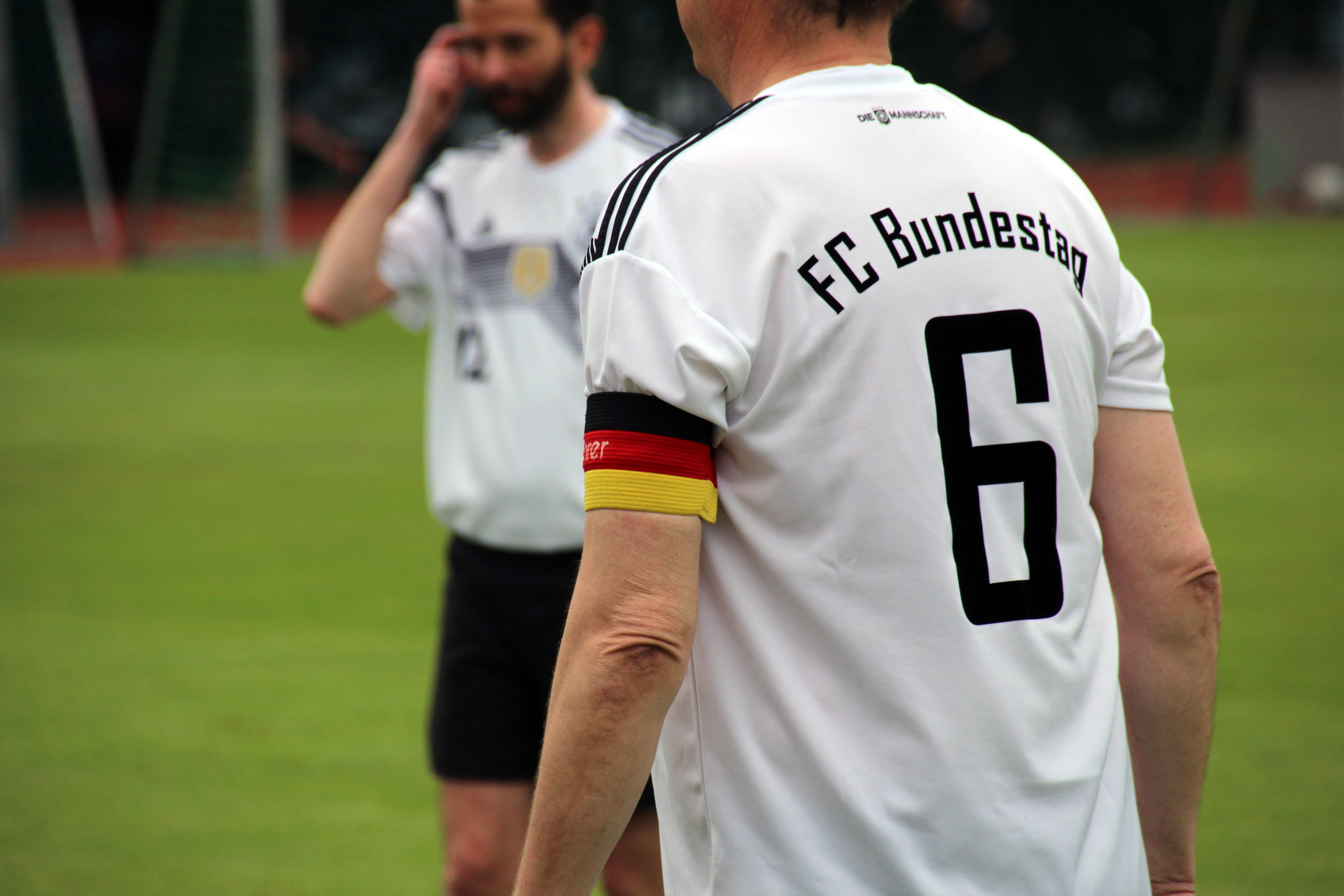 FC Bundestag: „Jeder kann sich auf den anderen verlassen. Das hilft auch in der Politik.“