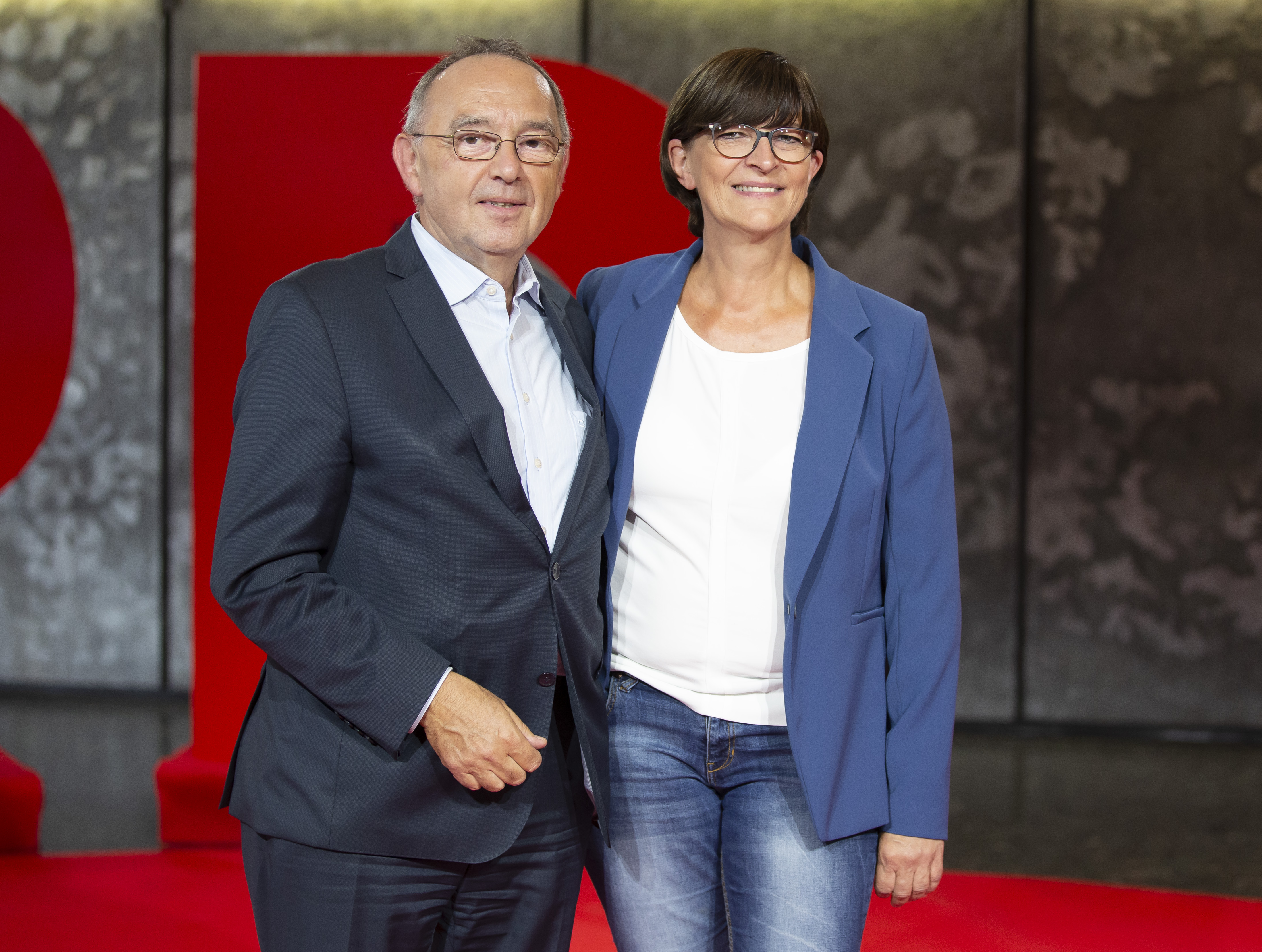 Norbert Walter-Borjans und Saskia Esken kandidieren gemeinsam für den SPD-Parteivorsitz.