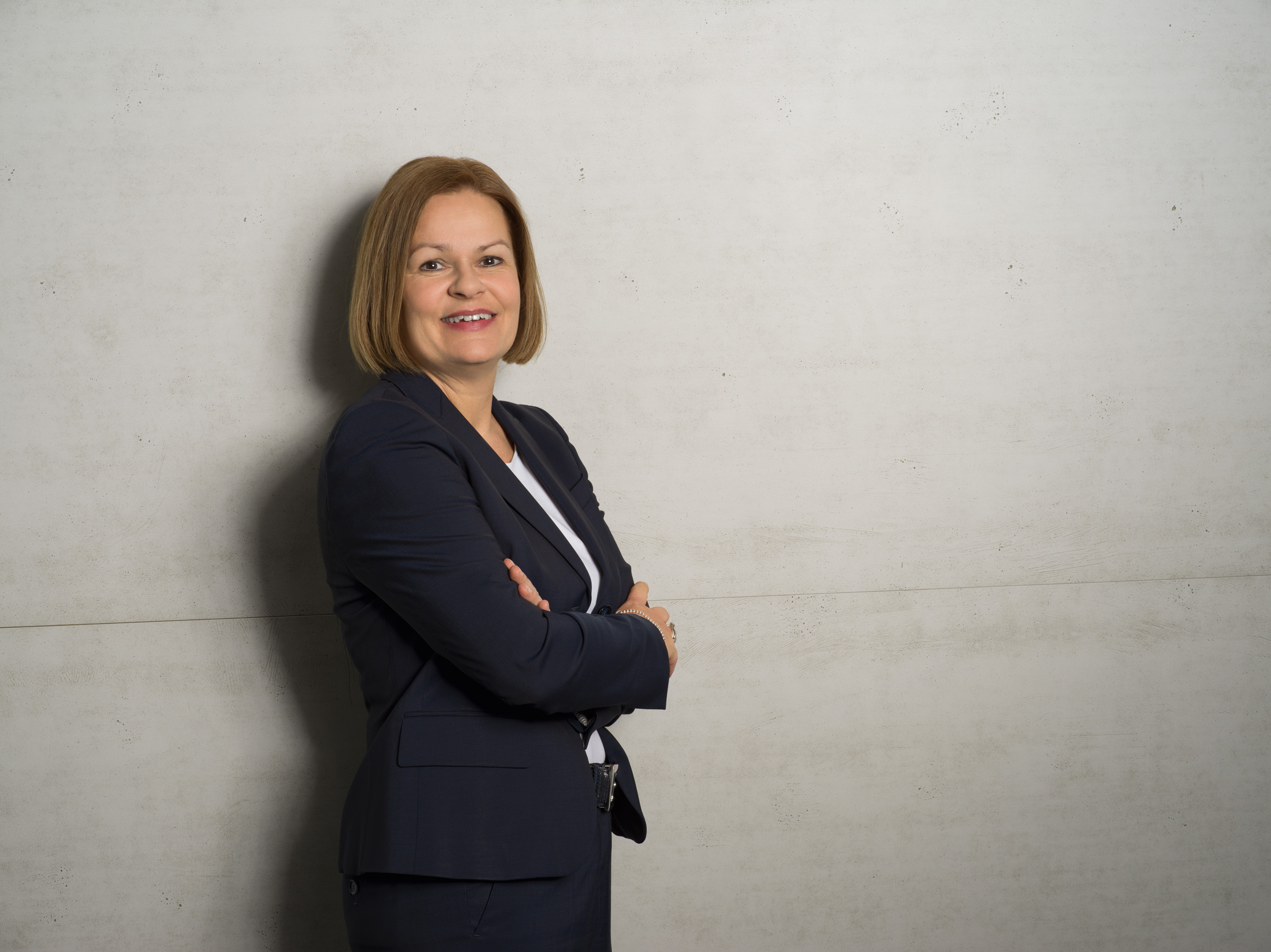 „Ich glaube an den unmittelbaren Kontakt.“ Die neue Vorsitzende der SPD Hessen Nancy Faeser will wissen, was die Menschen im Land beschäftigt.