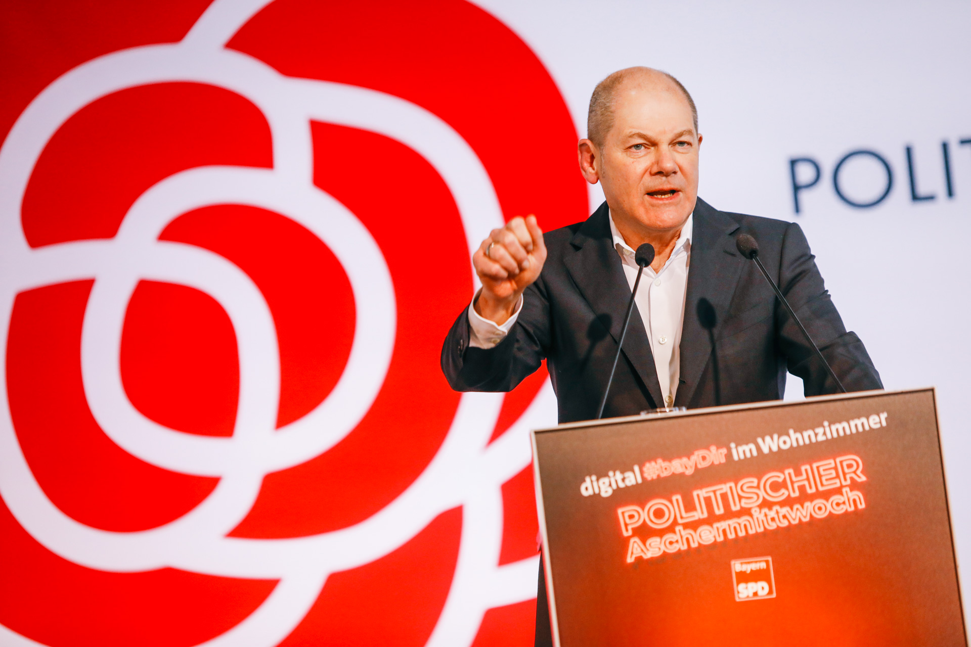 „Jetzt braucht es Leadership.“ SPD-Kanzlerkandidat Olaf Scholz beim digitalen Politischen Aschermittwoch in Vilshofen.