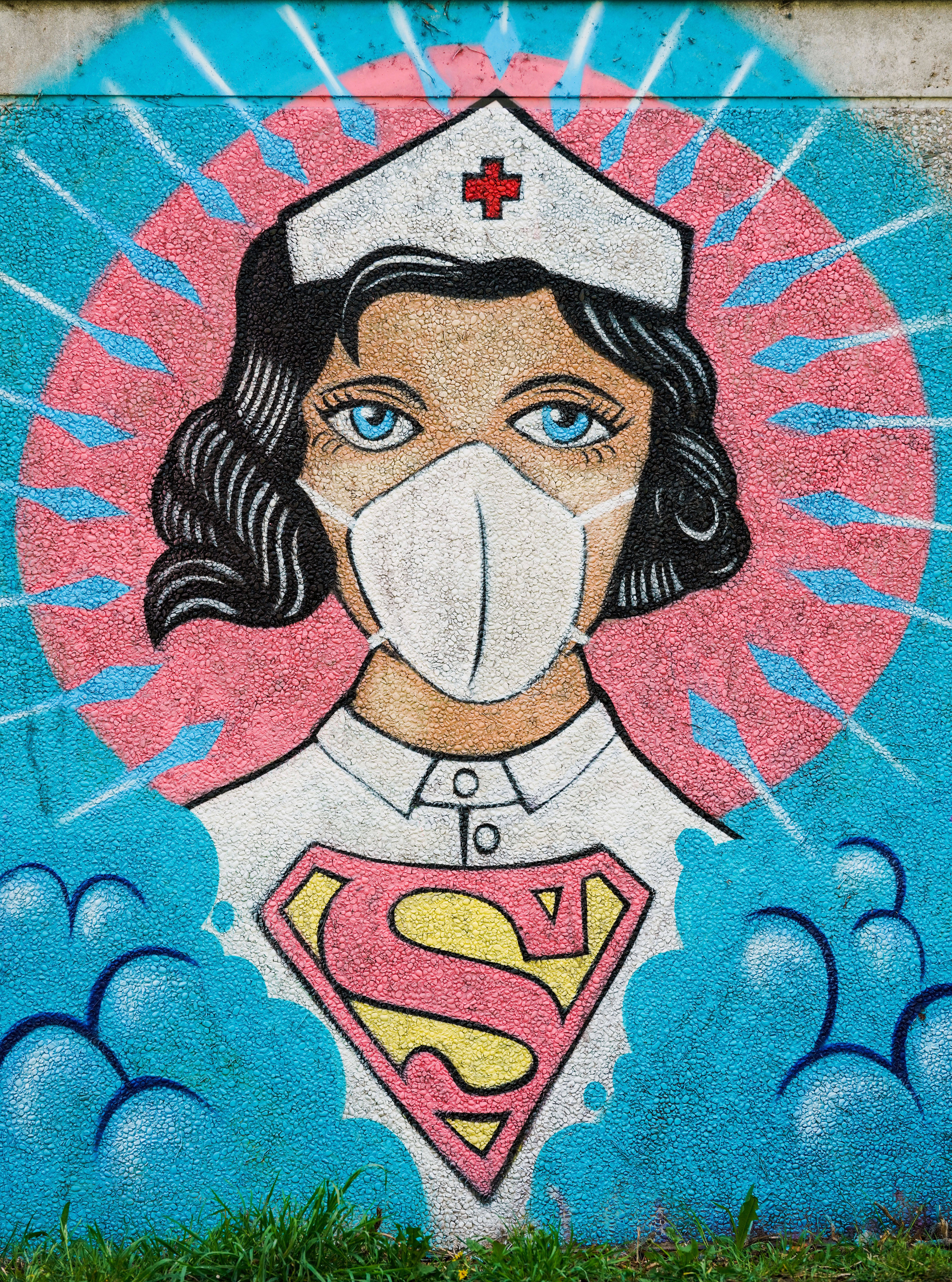 Systemrelevant: Krankenschwestern spielen in der Corona-Krise eine wichtige Rolle. Sie brauchen mehr Anerkennung, auch finanziell, sagt Bettina Kohlrausch.