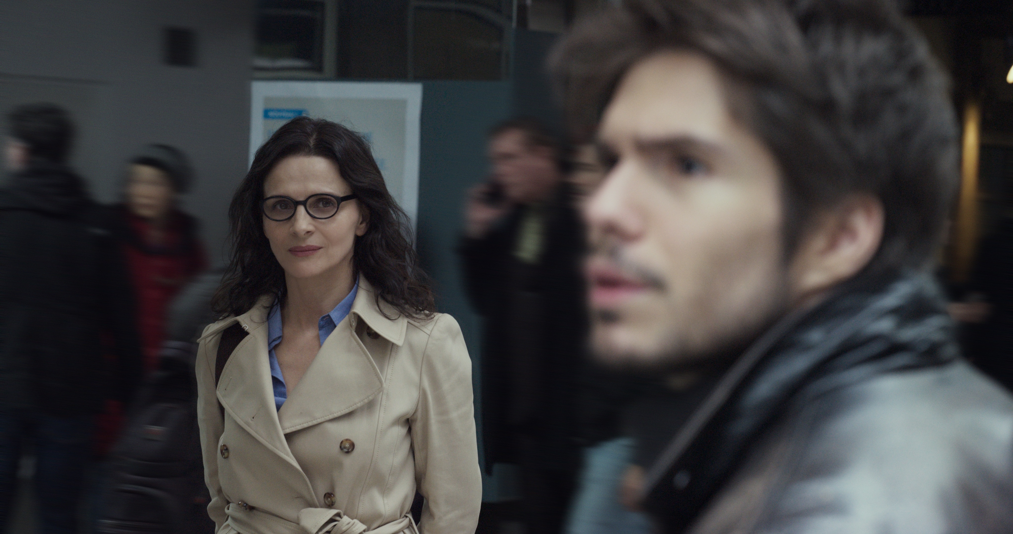 Claire (Juliette Binoche) findet sich nicht damit ab, für viele unsichtbar zu sein.