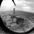 Der zerstörte Reaktorblock des Atomkraftwerks Tschernobyl im Juni 1986.