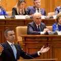 Sorin Grindeanu, Vorsitzende der Sozialdemokratischen Partei (PSD) Rumäniens, hält eine Rede im Parlament