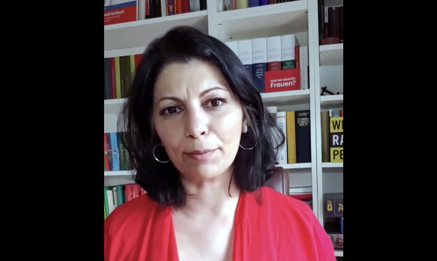 „Ihr kriegt mich nicht mundtot.“ Nach massiven Drohungen hat sich die SPD-Politikerin Derya Türk-Nachbaur in einem Facebook-Video direkt an ihre Hater*innen gewendet.