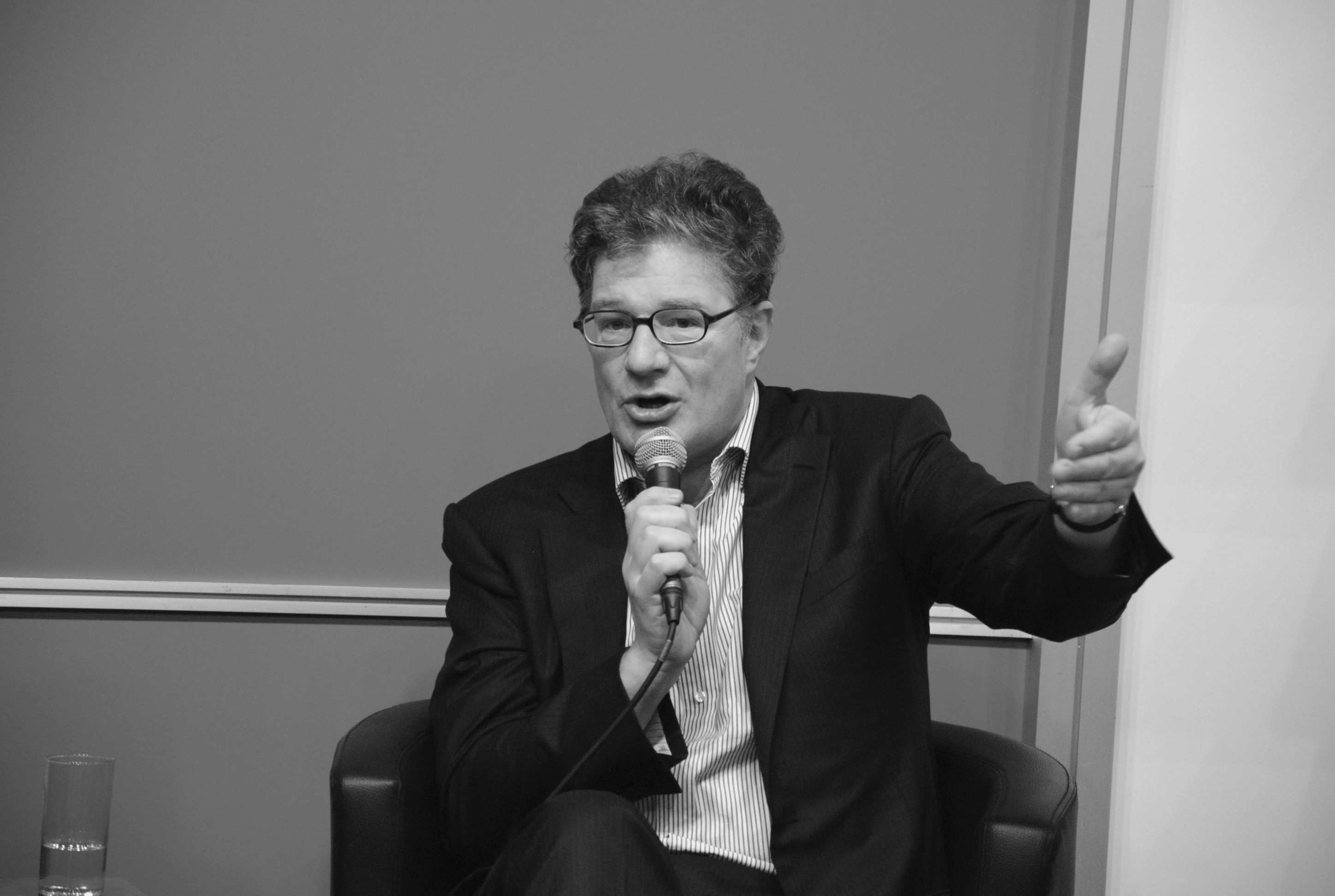 Roger Willemsen war 2010 Gast am vorwärts-Stand auf der Frankfurter Buchmesse